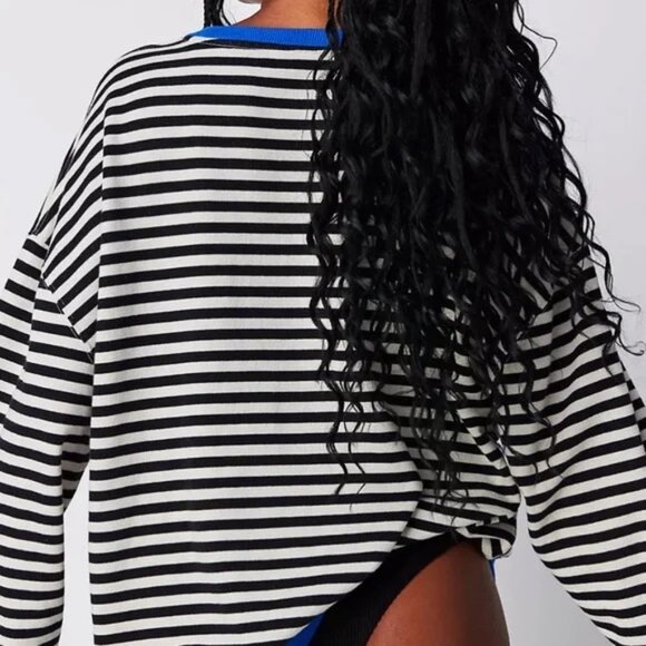 NWOT Free People Classic Striped Oversized Crewneck- size LARGE - Picture 2 of 3